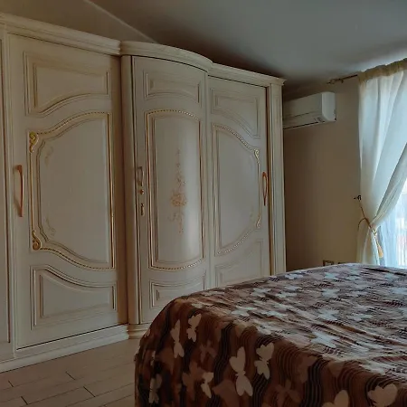 Lady Bianca - Luxury